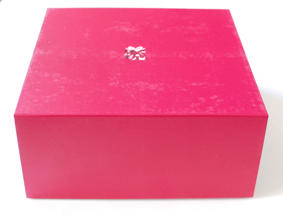 Fantasy Box sealed in pink
