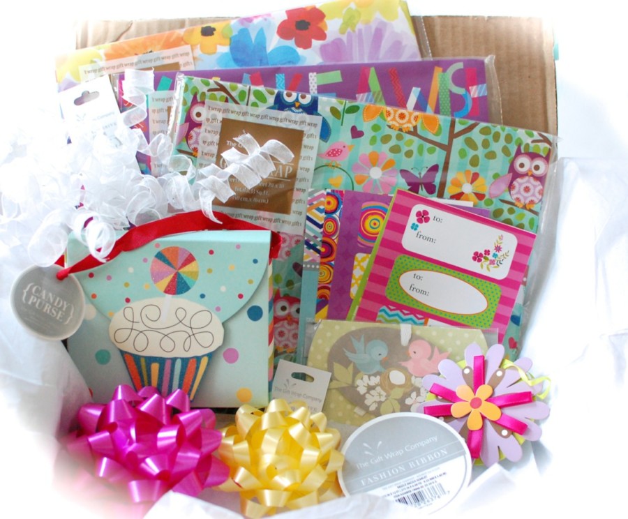 Artistry Gift Wrap
