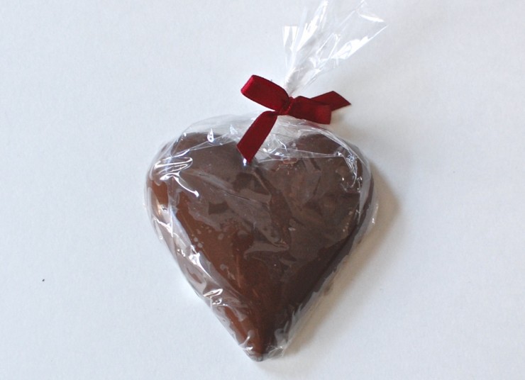 Sjaak's almond butter heart