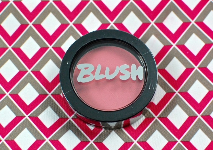 Model Co blush