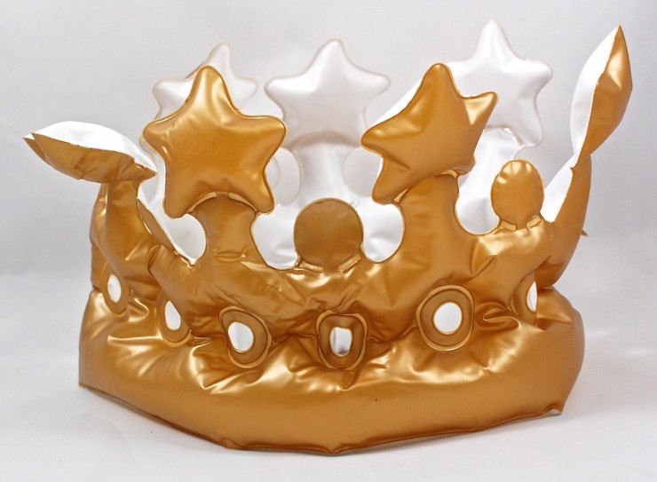 Inflatable crown
