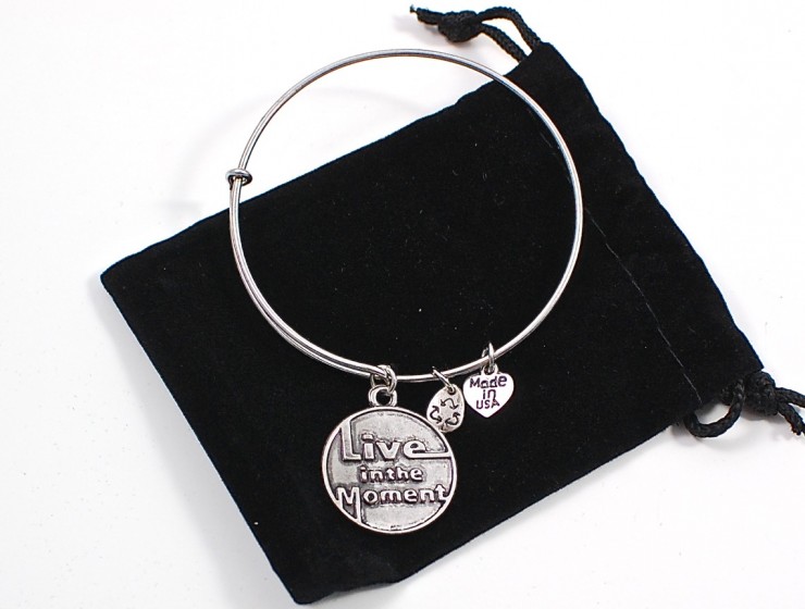Live in the moment bracelet