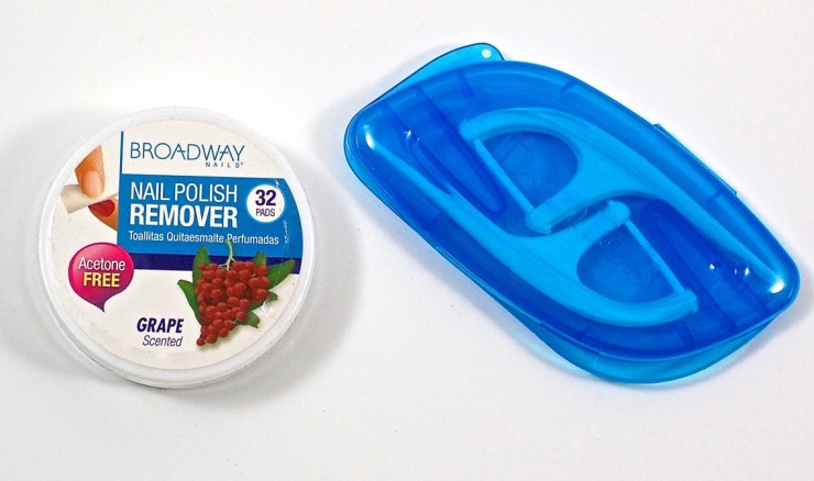 Nail polish remover pads