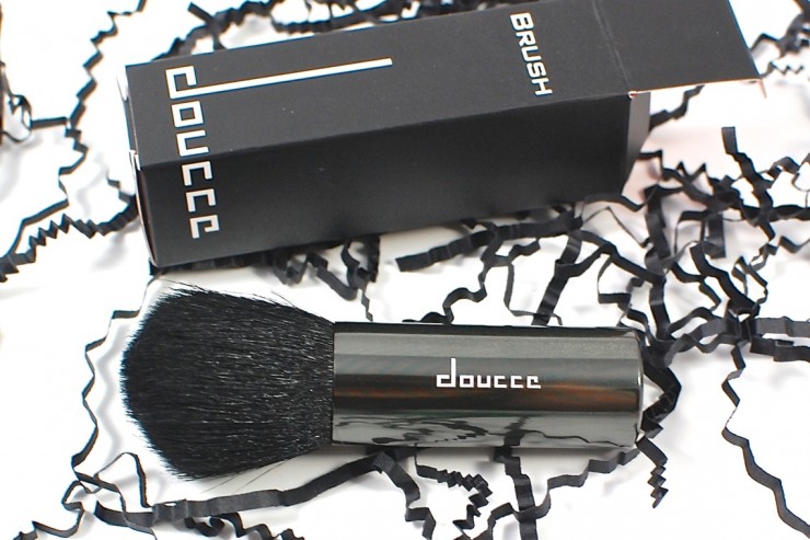 Doucce Brush