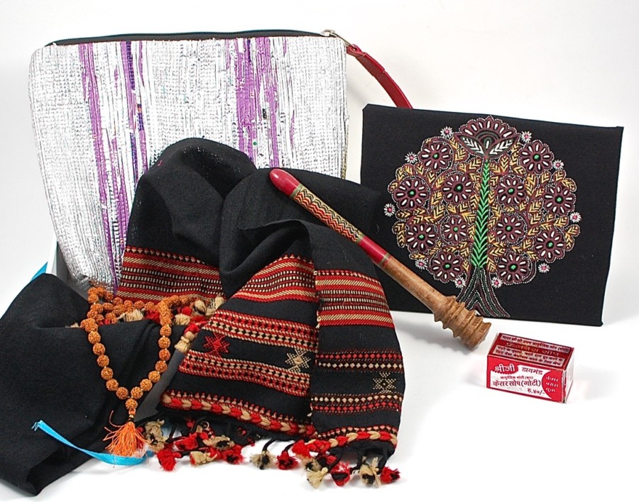 Artisan Box August 2015