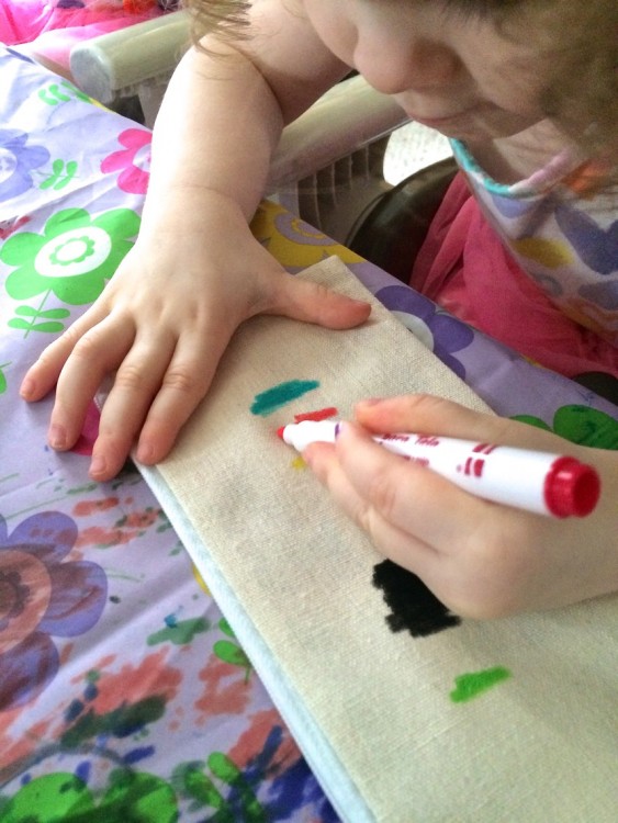 coloring pouches