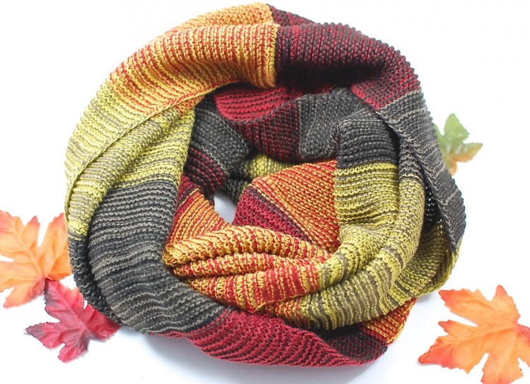 Infinity knit scarf