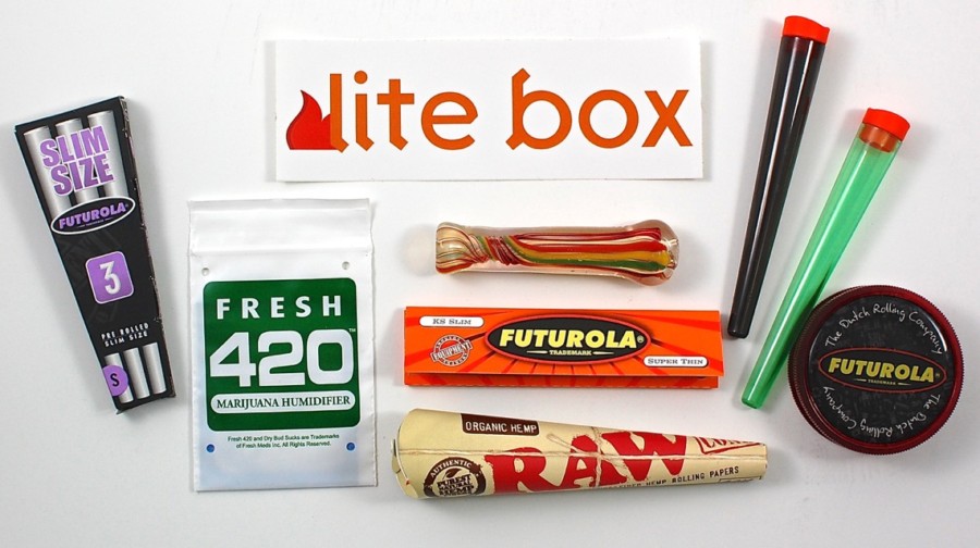 August 2015 Lite Box