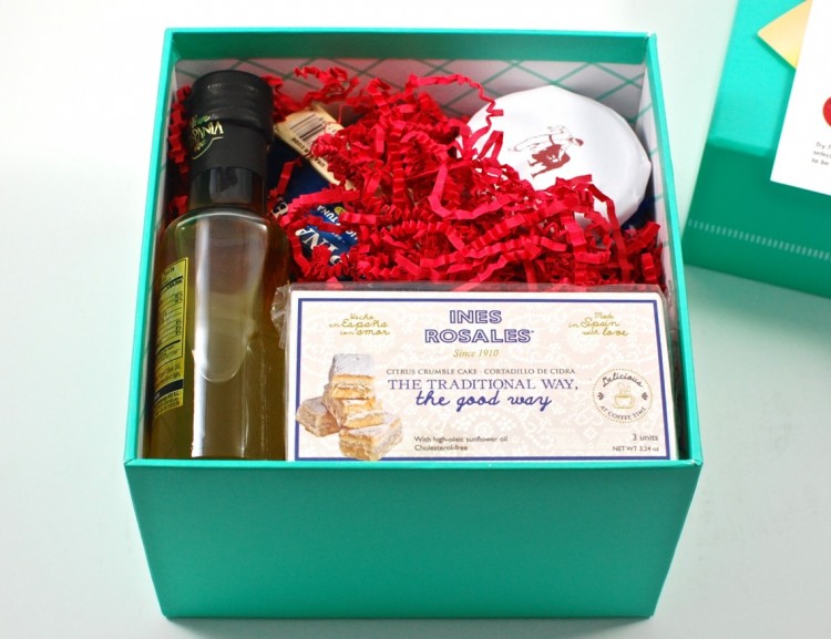 Try the World box