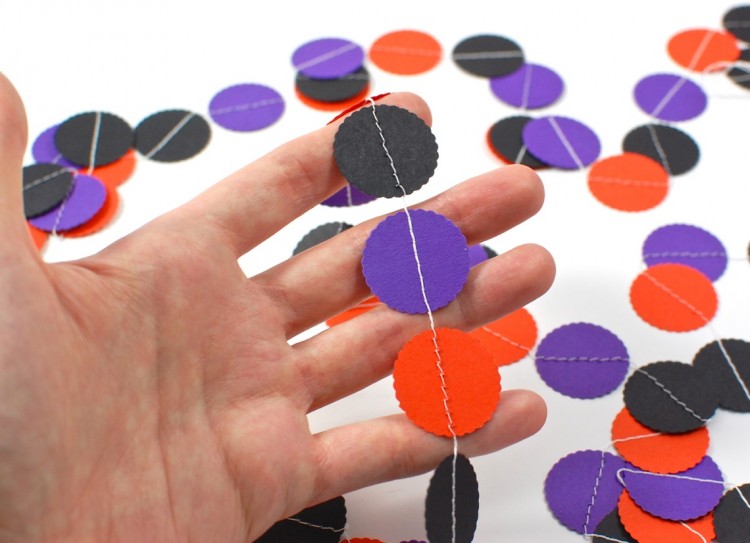 Halloween paper garland