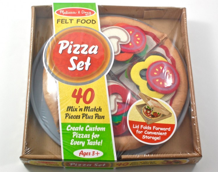 Melissa & Doug pizza