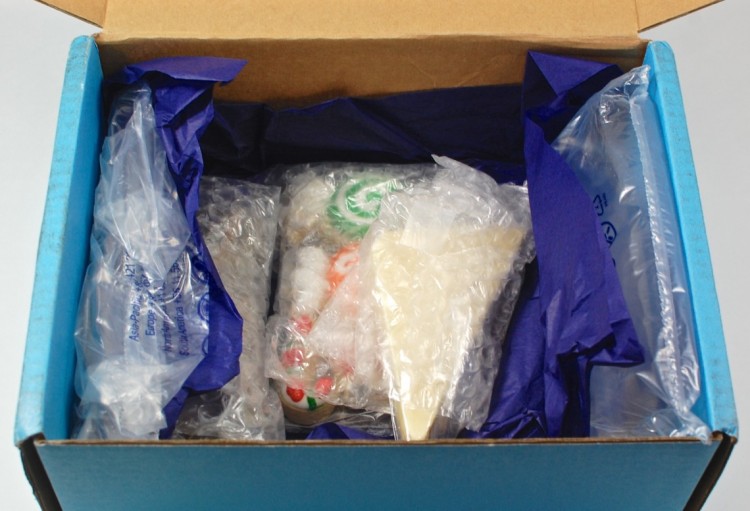 nom nom gifts box