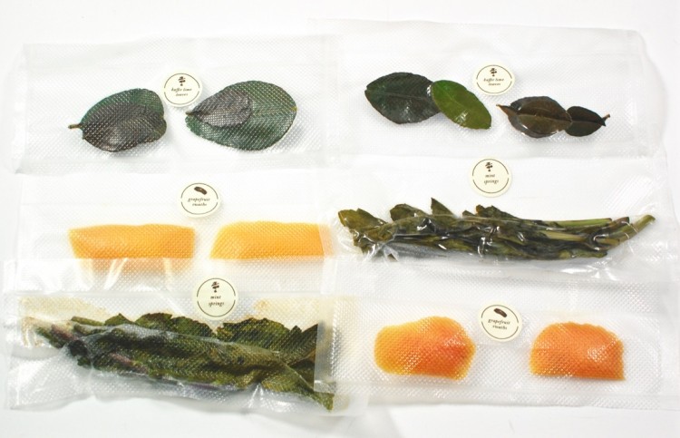 cocktail garnish