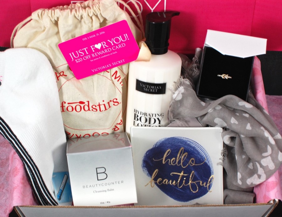 February 2016 POPSUGAR Must Have review