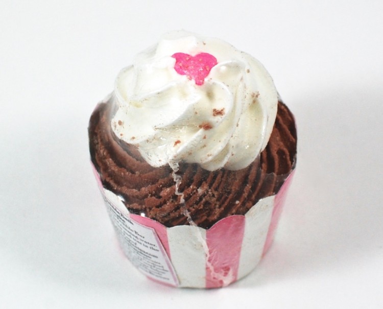 cupcake bath bomb