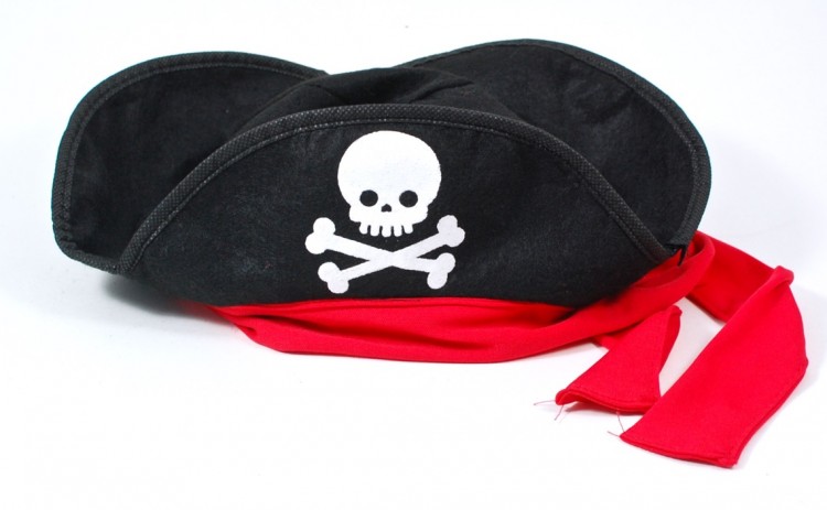 pirates hat