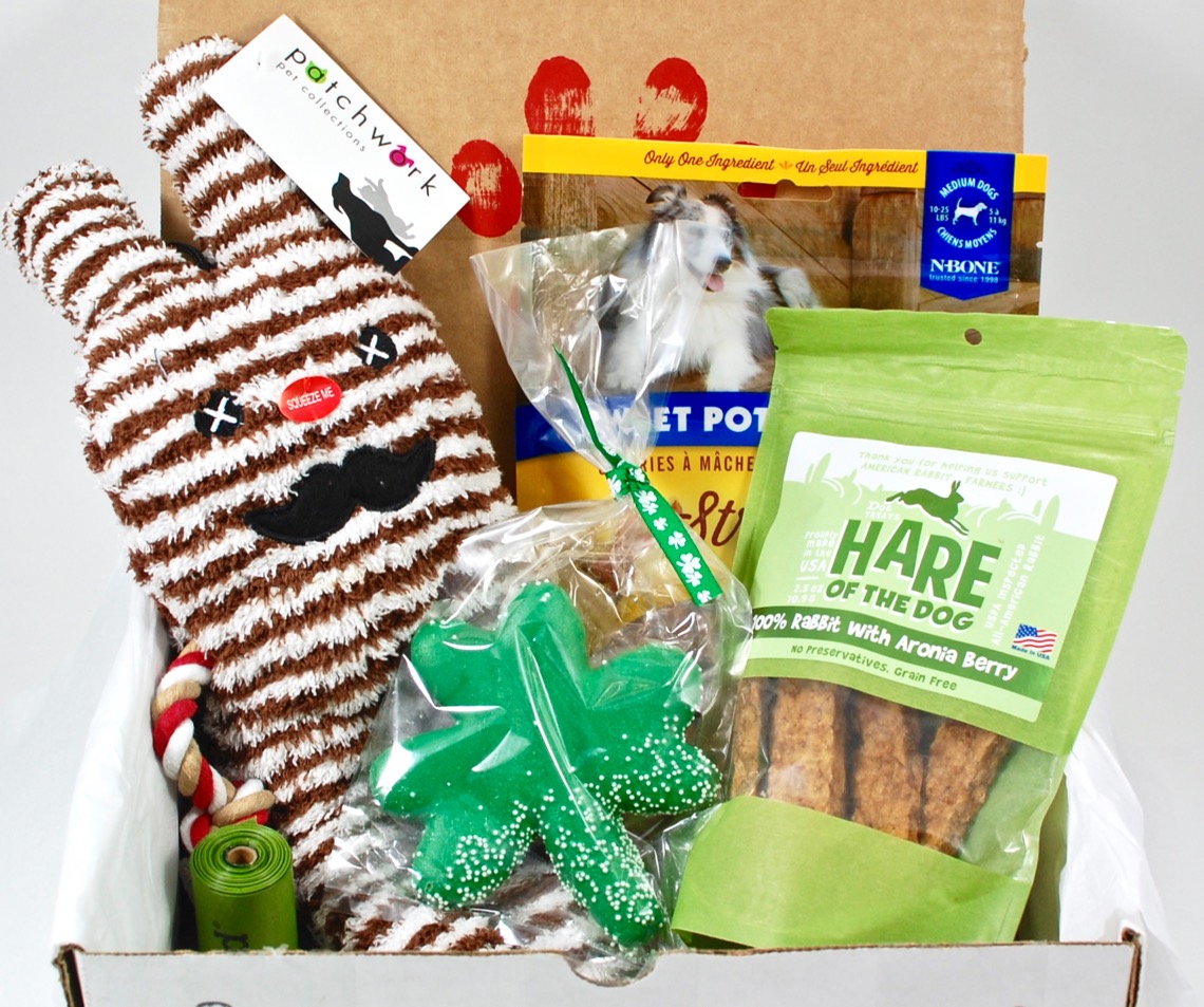 March 2016 PupCrate review