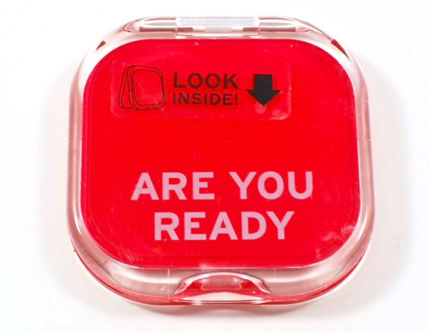 Knock Knock compact