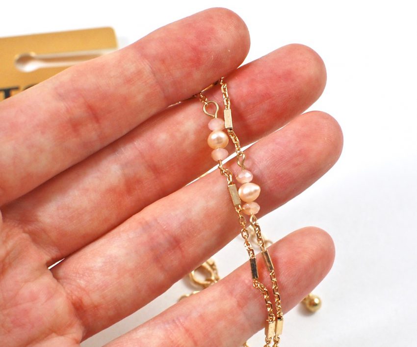 kitsch necklace