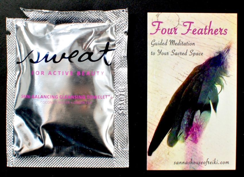 sweat cosmetics towelette