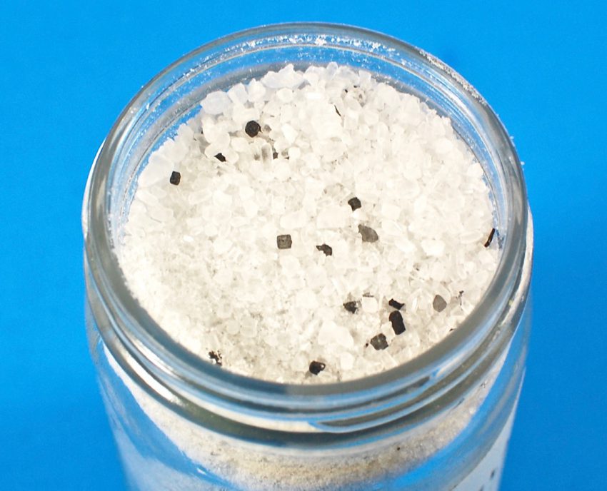 Merkaela mineral bath