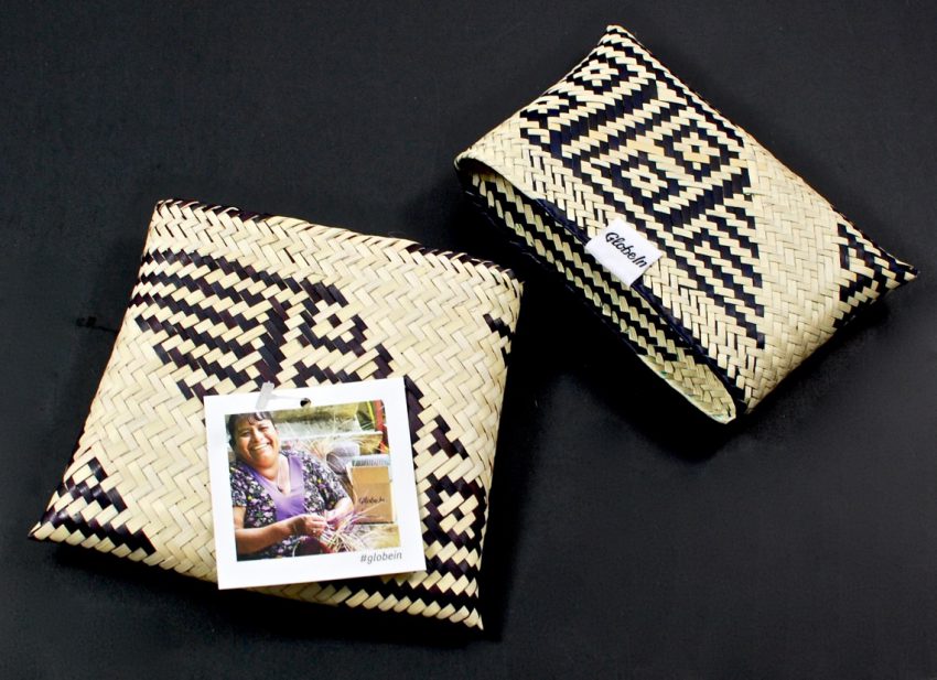 GlobeIn palm leaf pouch
