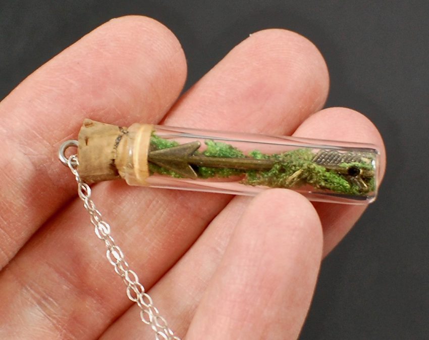 Long Terrarium with Cupid’s Arrow Necklace