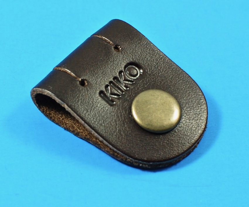 Kiko cord holder