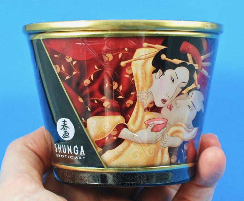 Shunga massage candle