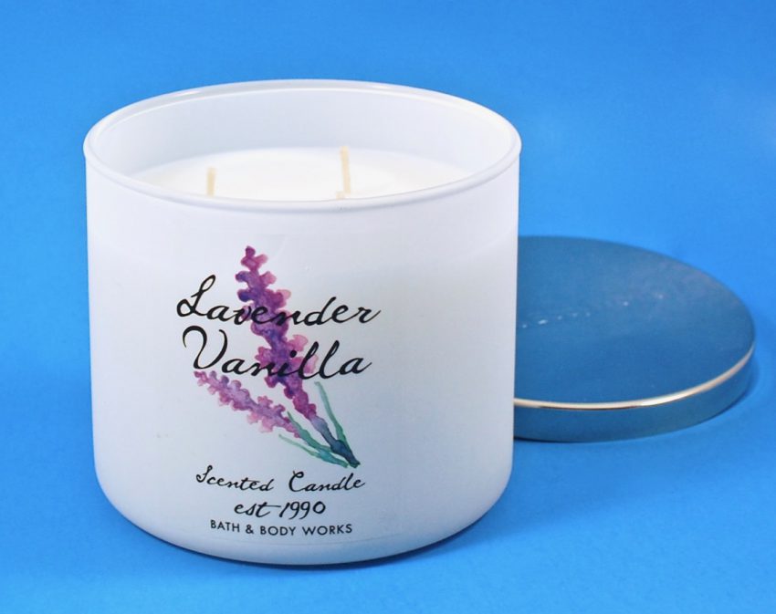 Bath & Body Works candle