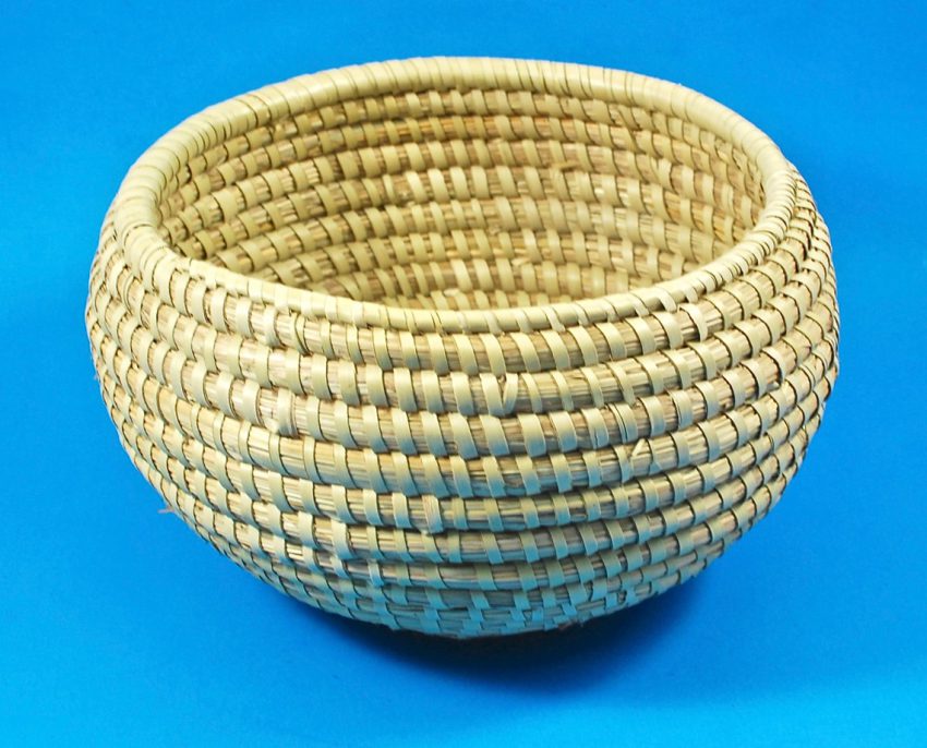 GlobeIn basket