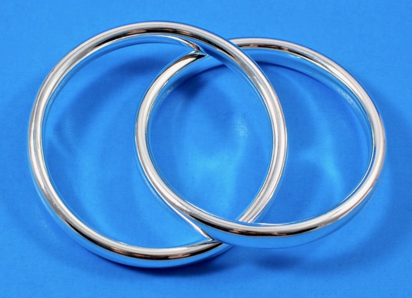 zoe interlocking bangles