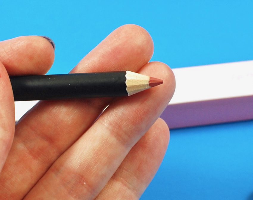 La Ritzy lip pencil