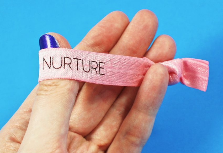 Nurture hair tie
