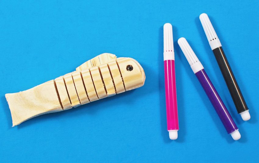 wood wiggly fish craft