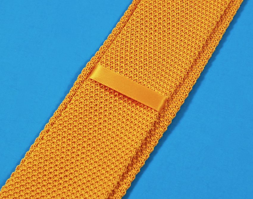 knit tie