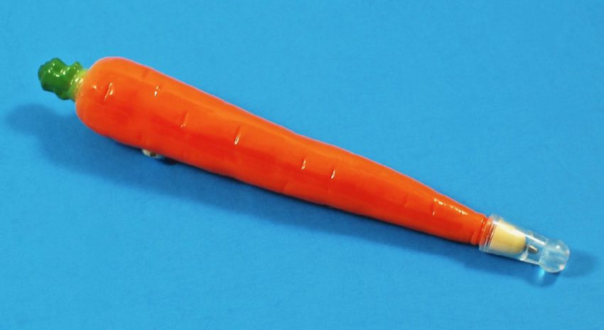 carrot pen