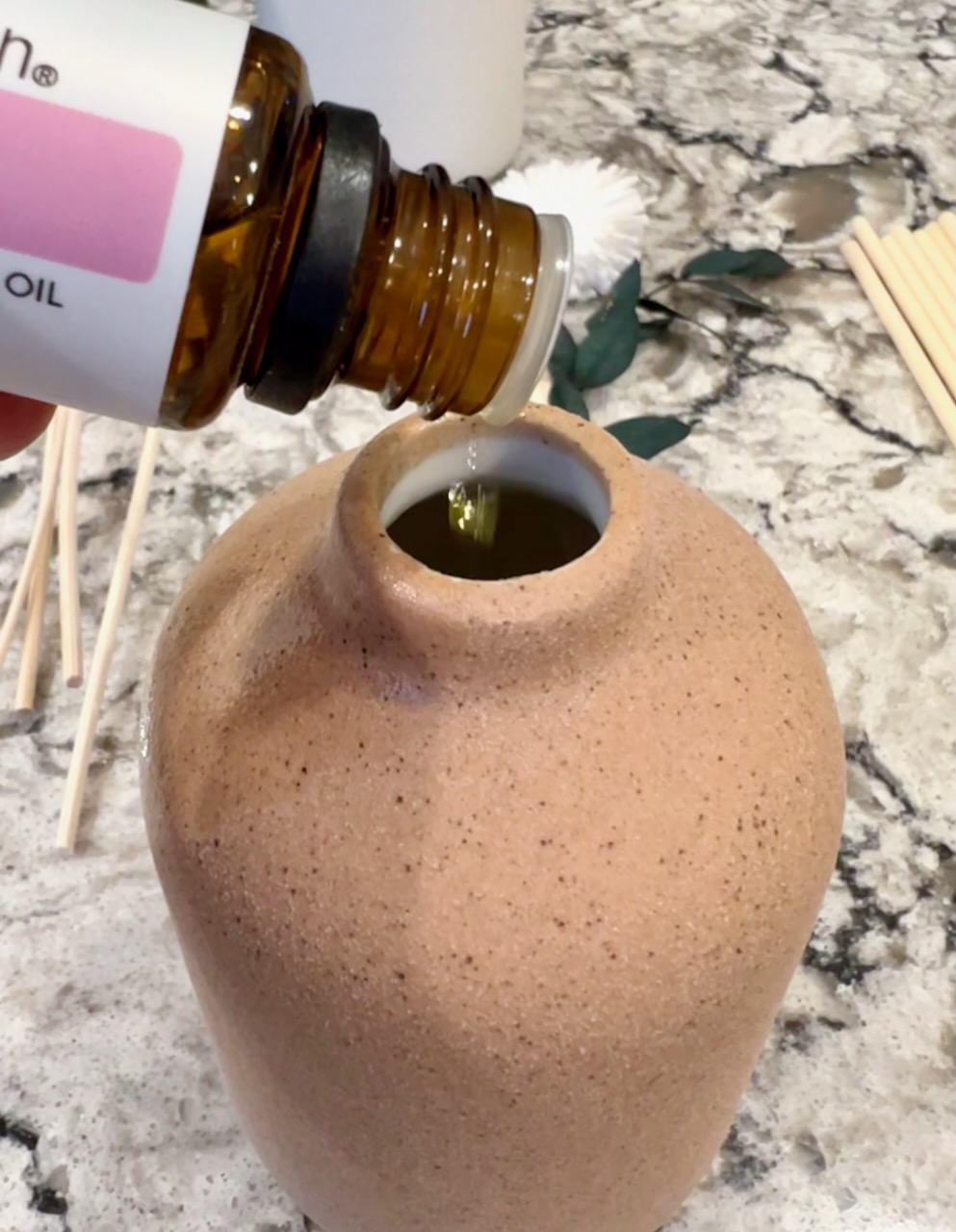 Simply Earth New Product Launch: DIY Reed Diffuser Kit Review - 2 ...